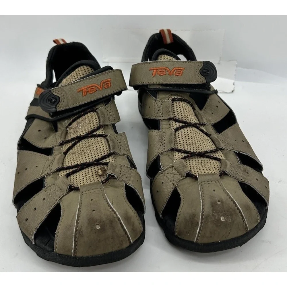 Teva Deacon Closed Toe Hiking Sandals Beige Leather Men's Size 9‎